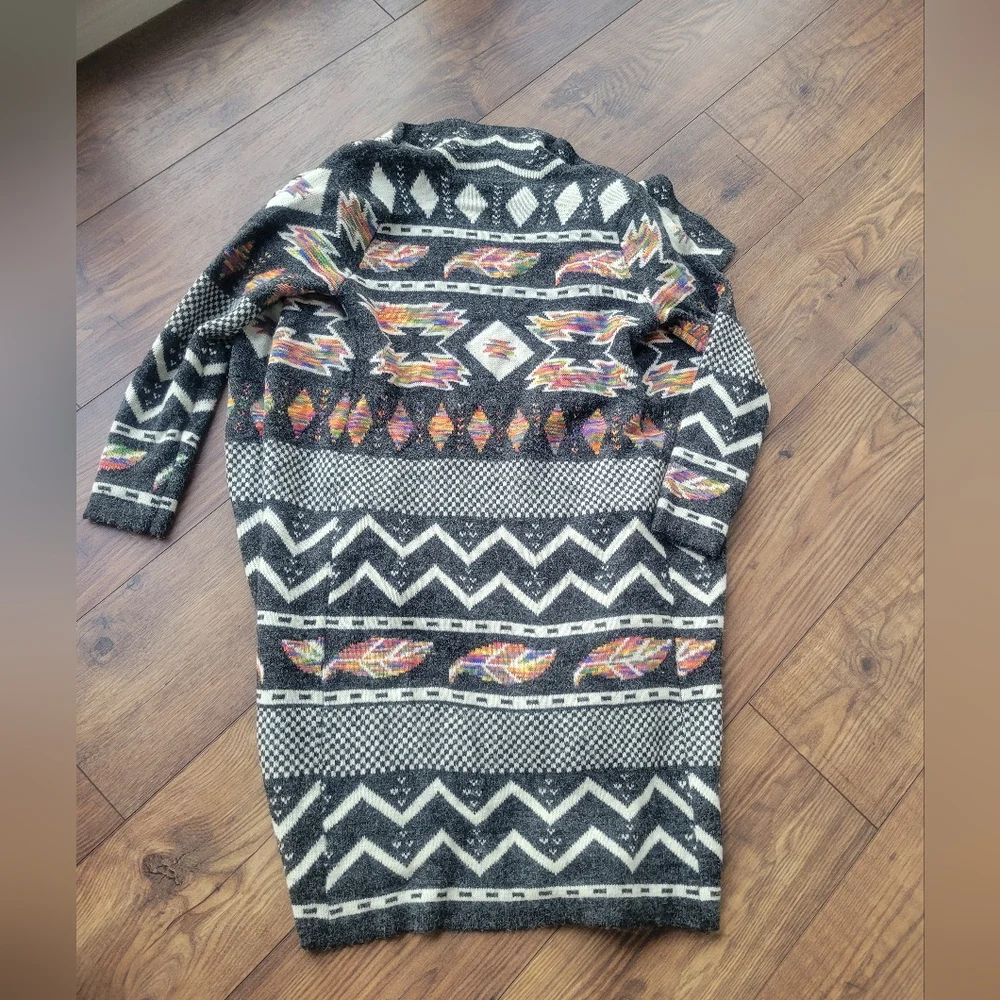 Indigo Aztec Geometric Print Long Open Cozy Tribal Print Cardigan Gray White M - Picture 3 of 6